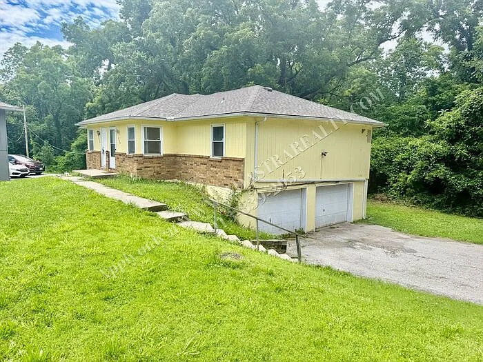 2 bed, 1.0 bath, 768 sqft, $1,095 — Photo 4