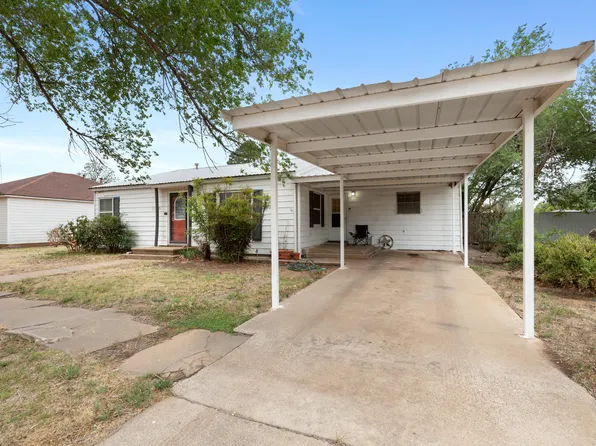 223 N Donley Ave, Tulia, TX 79088