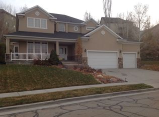 910 E Rocky Mouth Ln, Draper, UT 84020