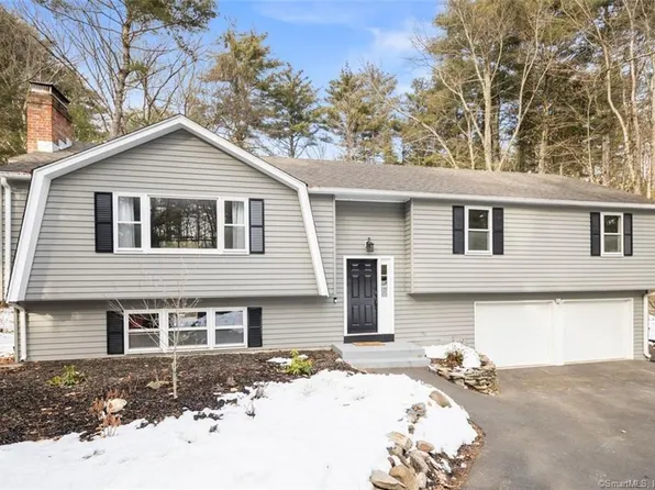 22 Wildwood Road, Simsbury, CT 06092