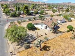7690 Barberry Ave, Yucca Valley, CA 92284