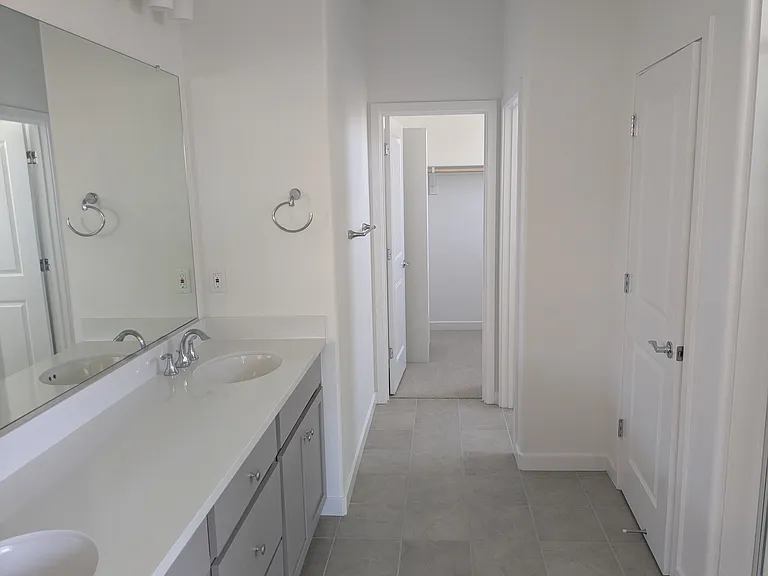 350 E Beatrice Ave — Photo 13