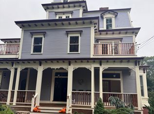 67 Prospect Ave APT 2, North Kingstown, RI 02852