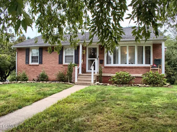 1037 Elm St, Watsontown, PA 17777