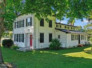 526 McDougall Rd, Pattersonville, NY 12137