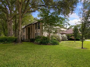 6739 Apple Valley Ln, Houston, TX 77069
