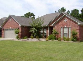 1565 Edgestone Cir, Conway, AR 72034
