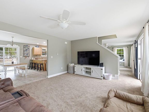 5th image of 720 Parker Farm Road