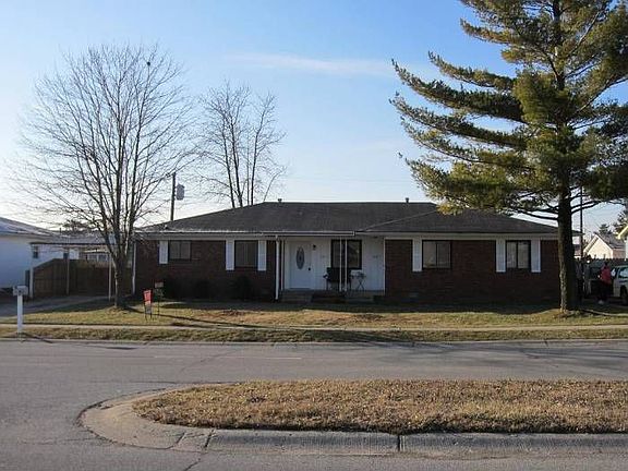 211 W Green Meadows Dr.