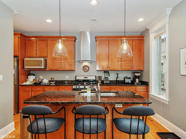 825 S La Grange Rd #1A — Photo 5