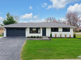 186 E Fullerton Ave, Elmhurst, IL 60126