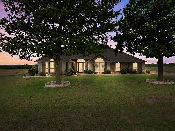 2nd image of 7520 Muirfield Dr