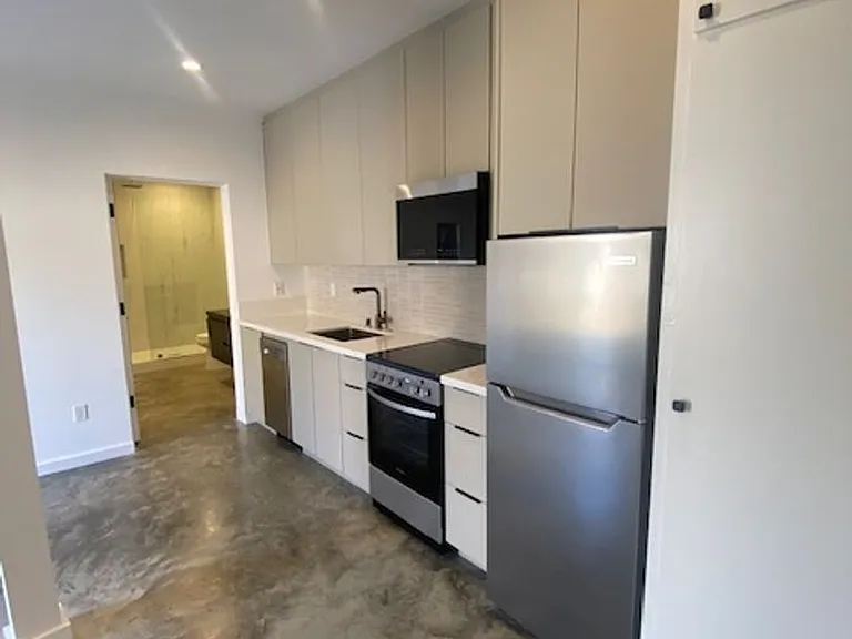 818 Grant St — Photo 39