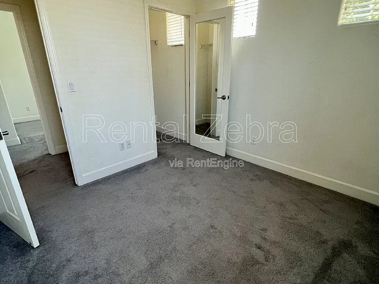 459 Jacobs Dr — Photo 9