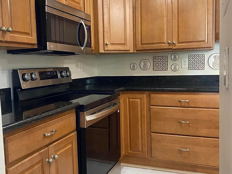 1 Royal Palm Way #201 — Photo 9