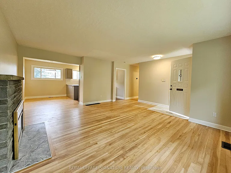 2368 Drury Ln #MAIN — Photo 5