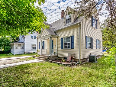 511 S 5th St Dekalb Il 60115 Zillow