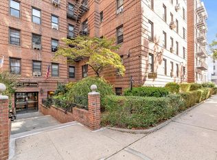 9963 66th Ave APT B2, Flushing, NY 11374