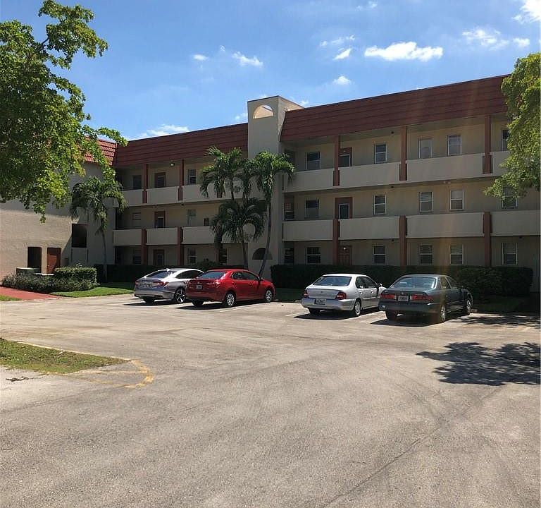 1st image of 2800 W Sunrise Lakes Drive #208