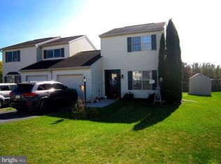 3039 Milky Way Rd, Dover, PA 17315