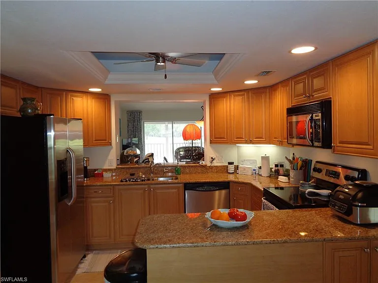 6270 Bellerive Ave #3 — Photo 14