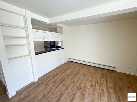 3rd image of 15 Park Way