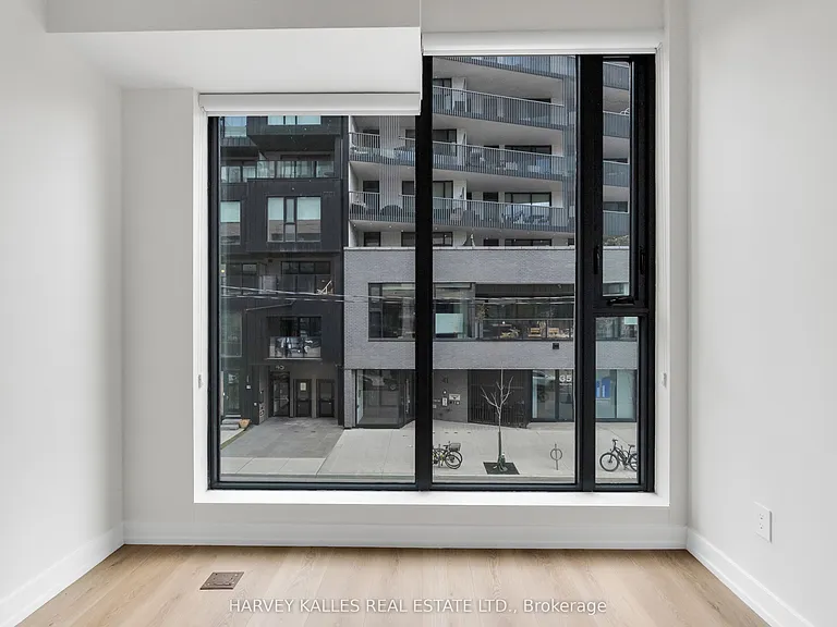 8 Dovercourt Rd #222 — Photo 27