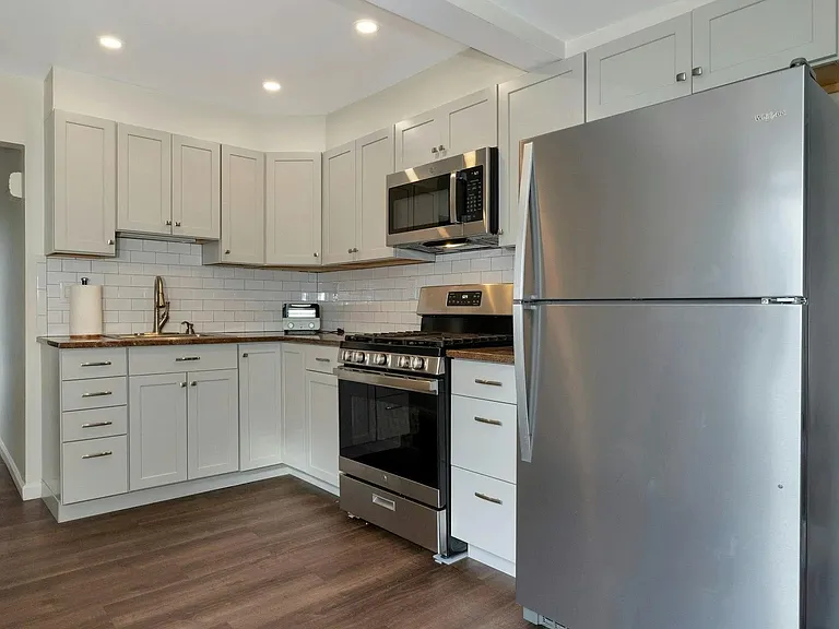 19 Conger Ave #2 — Photo 17
