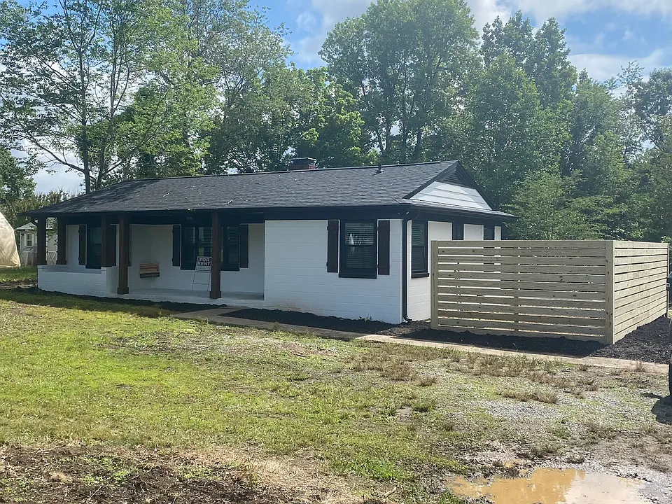 3482 Saint James Church Rd