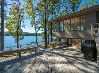 405 Peninsula Dr, Hot Springs, AR 71901