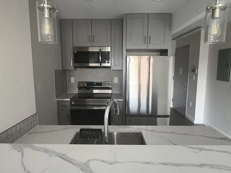 112 Seaman Ave #6A — Photo 4