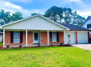 1815 Westwood Dr, Stafford, TX 77477