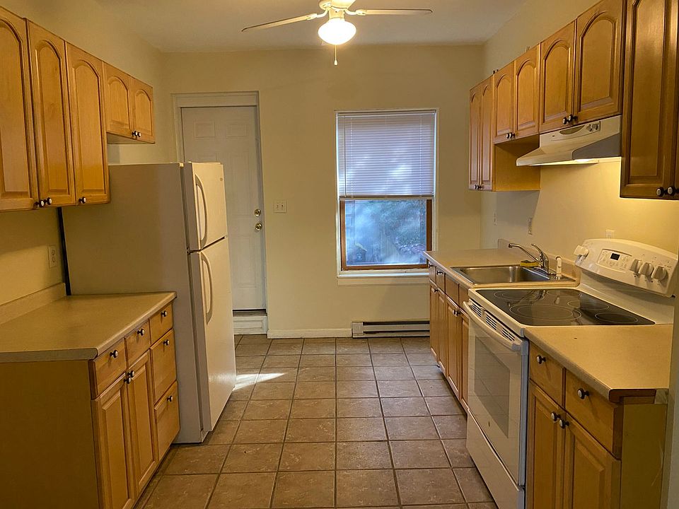 1st image of 356 E Orange St APT 1