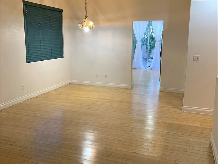 306 Winery Ridge St — Photo 9