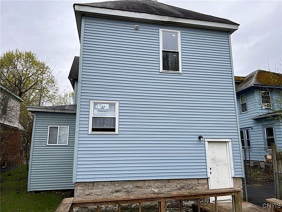 3rd image of 1337 Madison St