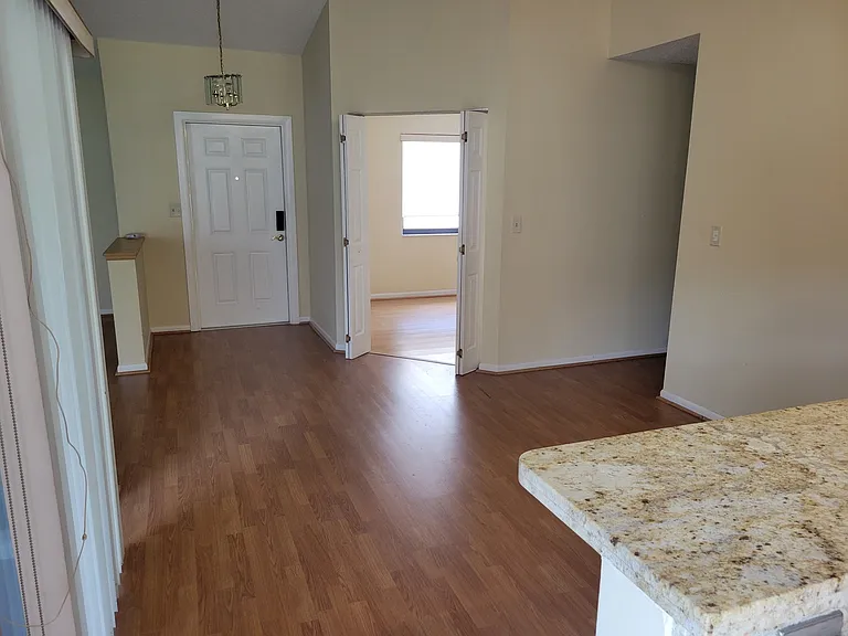 5881 Chester Ln — Photo 5