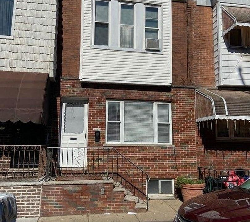 1st image of 2644 S 10th St Floor 1