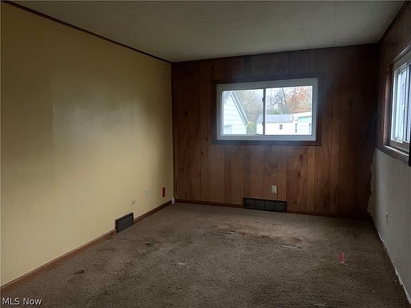 4th image of 4130 Buchtel Ave