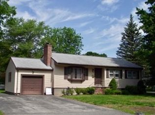 449 Franklin St, Reading, MA 01867