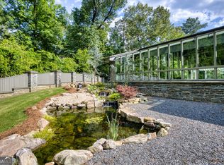 2883 W Roxboro Rd NE, Atlanta, GA 30324