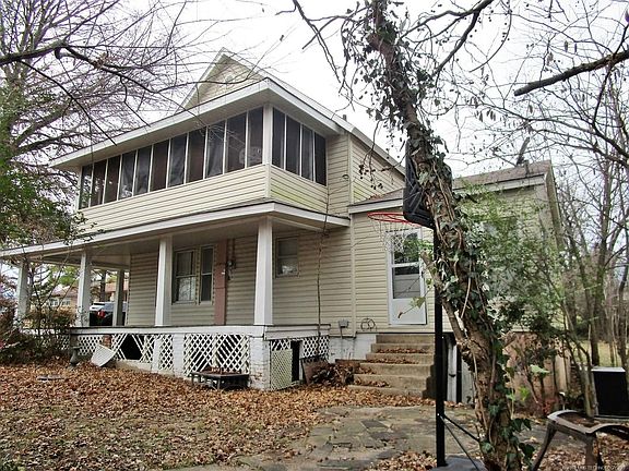 3rd image of 416 W Keetoowah St