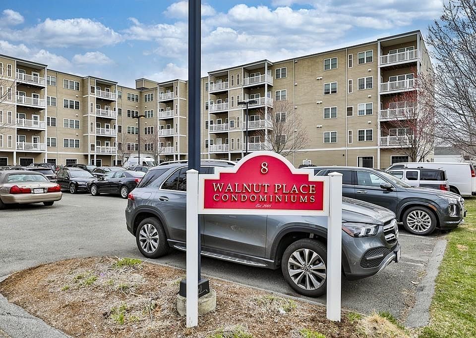 1st image of 8 Walnut St Unit 312