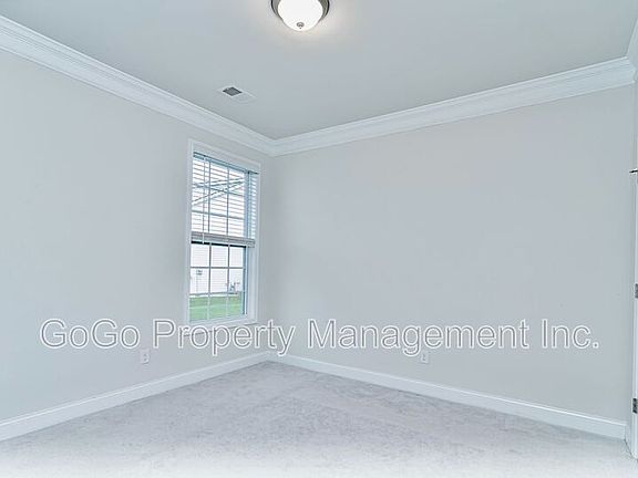 4th image of 110 Northwild Dr