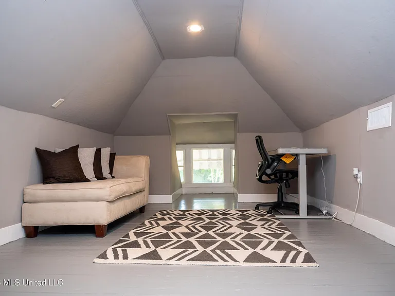 4091 Pine Hill Dr — Photo 17