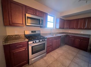 94 W Main St #2E, Waynesboro, PA 17268