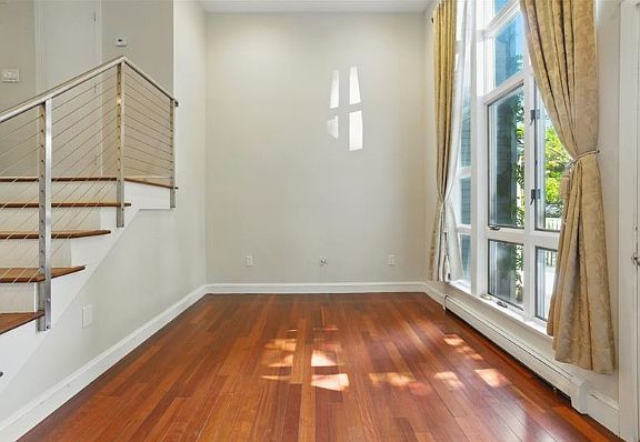5th image of 8 Fort Washington Pl #1A
