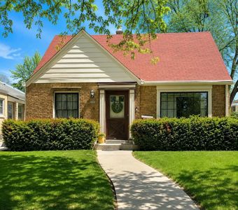 5798 N Argyle AVENUE, Glendale, WI, 53209