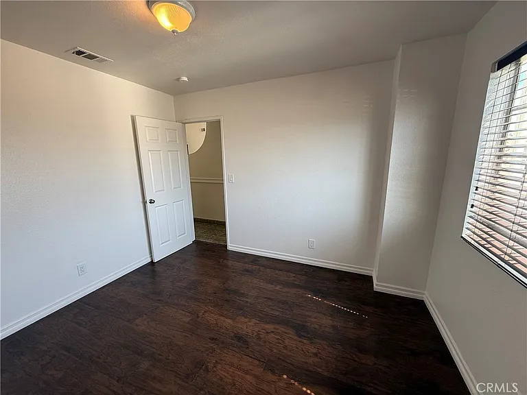 834 Shana Ct — Photo 27
