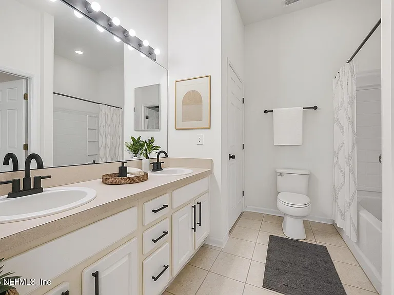 5973 Pavilion Dr — Photo 16