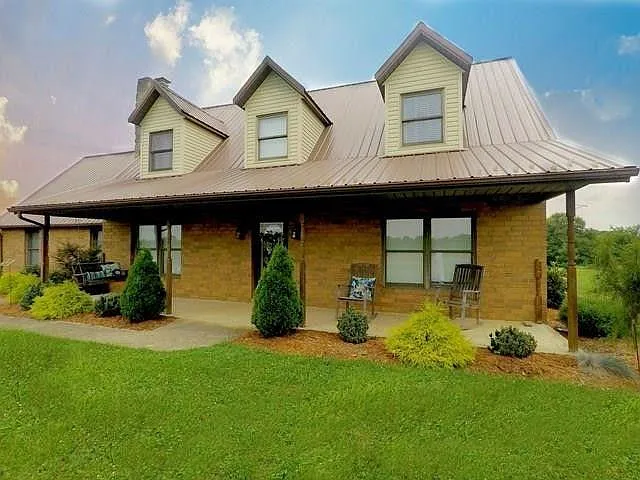 526 Simon Miller Rd photo 1